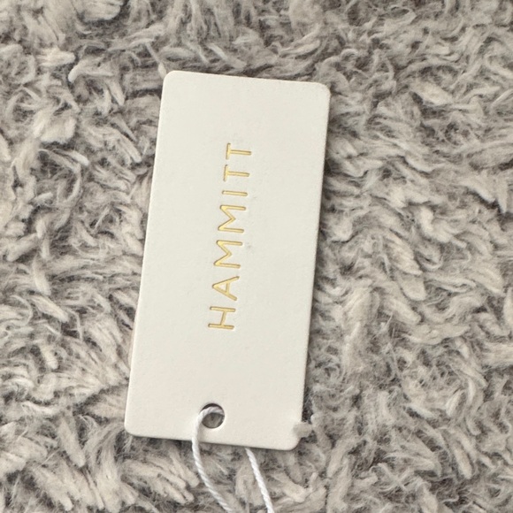 Hammitt Nash Small Black Wristlet with Red Zipper Gunmetal. NWT - Picture 2 of 4